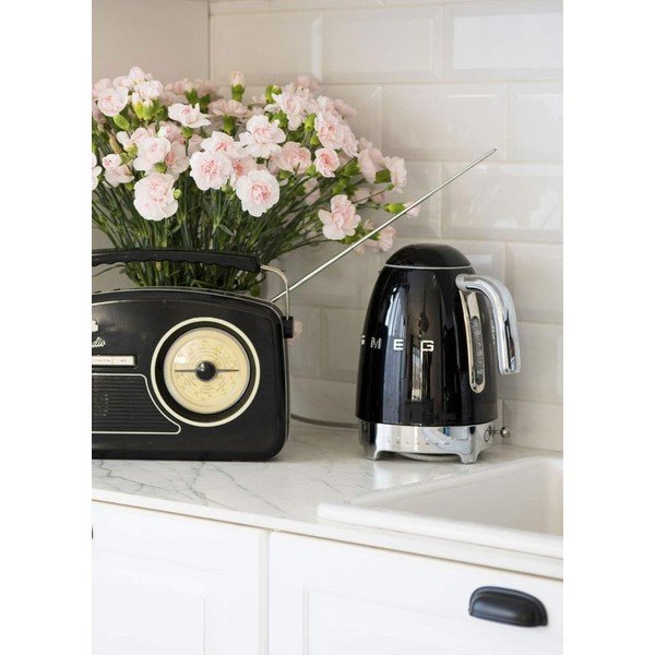 Bollitore nero in acciaio inox 1,7 l 50's Retro Style – SMEG-image-1