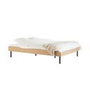 Letto matrimoniale di colore naturale con effetto rovere in truciolato senza testiera con rete inclusa 140x200 cm Streiko – noo.ma