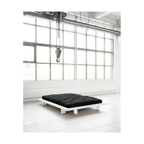 Dvoulůžková postel z borovicového dřeva s matrací Karup Design Japan Comfort Mat White/Black, 160 x 200 cm-image-3