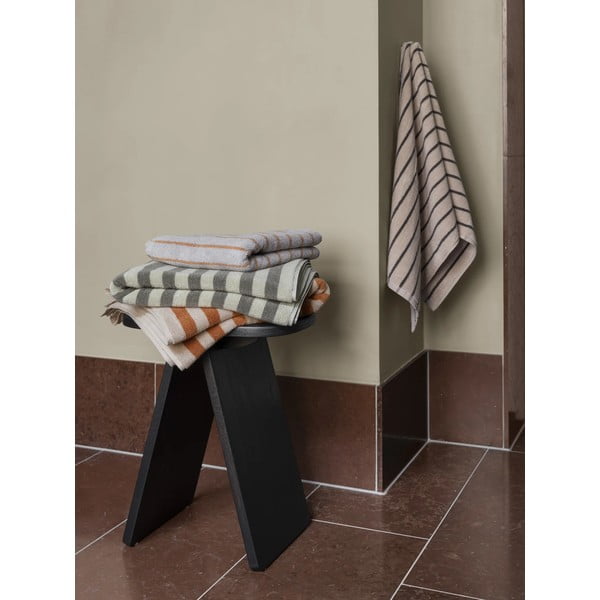 Asciugamano tipo terry verde in cotone organico 70x140 cm Arto – Blomus-image-3