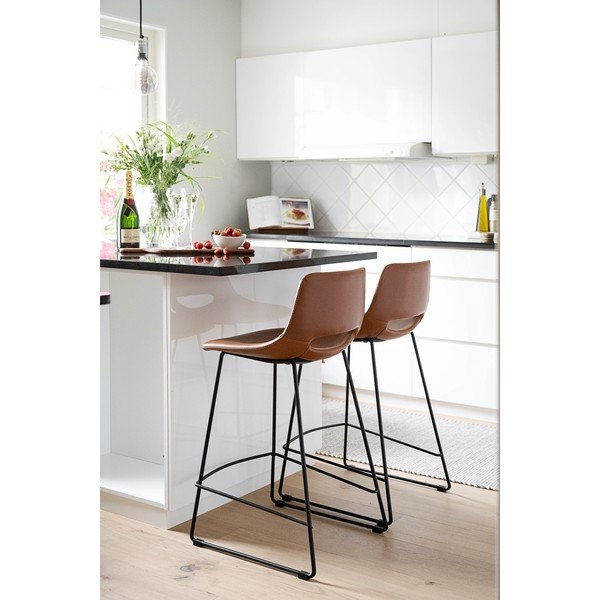 Sgabelli da bar marrone cognac in set di 2 89 cm Manning - Rowico-image-1