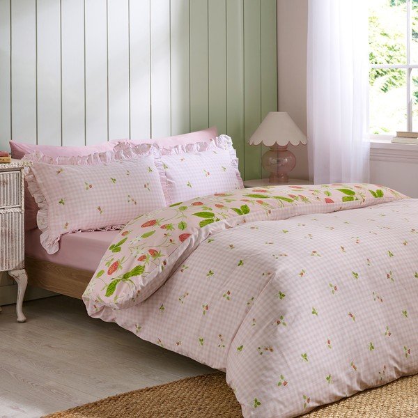 Set copripiumino e federa rosa per letto matrimoniale 3 pezzi 200x200 cm Strawberry Frills – Catherine Lansfield-image-3