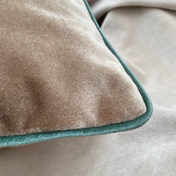 Cuscino in velluto beige Paul, 43 x 43 cm - Joynodes-image-1