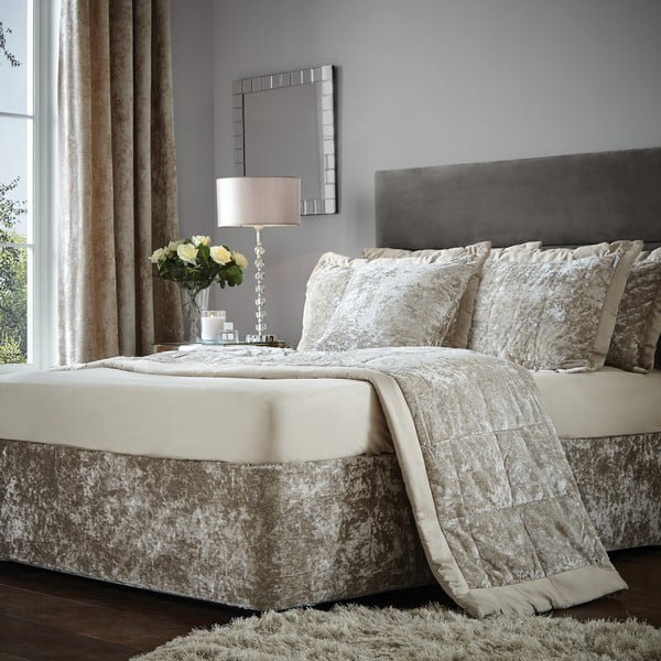 Rivestimento per struttura letto in velluto elasticizzato beige 137x198 cm Crushed Velvet - Catherine Lansfield-image-4