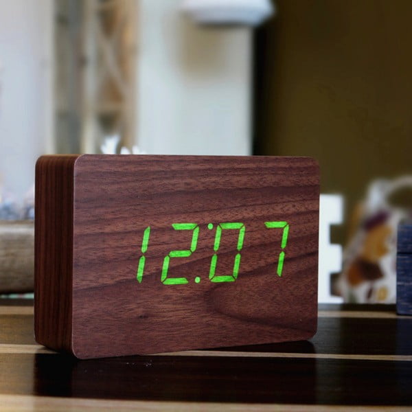Sveglia marrone scuro con display a LED verde Brick Click Clock - Gingko-image-1
