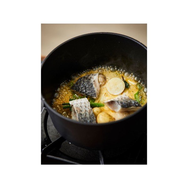 Pentola in ghisa con coperchio - Holm-image-2