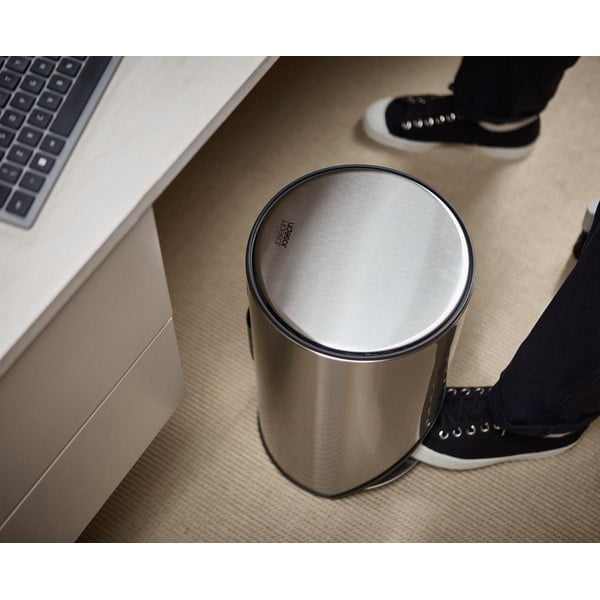 Cestino per la spazzatura color argento lucido in acciaio inox con pedale 10 l Arc – Joseph Joseph-image-4