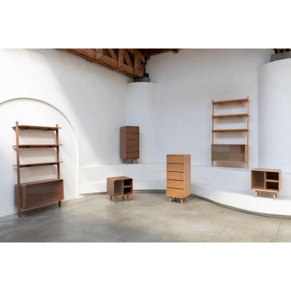 Libreria di colore naturale in frassino massiccio con porte scorrevoli 90x180x35 cm Rise – Zuiver-image-3