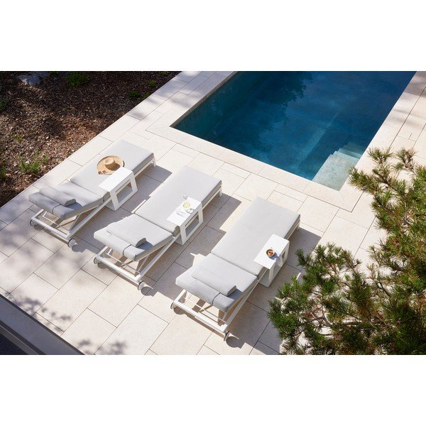 Sedia a sdraio da giardino in metallo color crema Cubic - Diphano-image-1