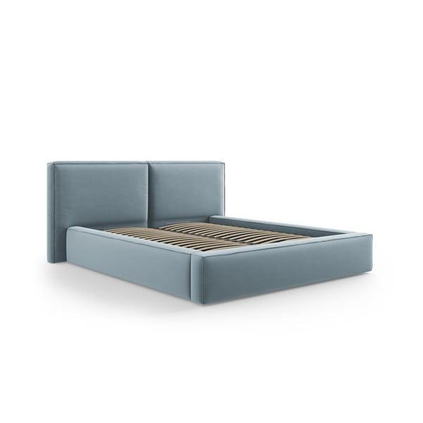 Letto matrimoniale imbottito azzurro in velluto con contenitore con rete inclusa 180x200 cm Arendal – Cosmopolitan Design