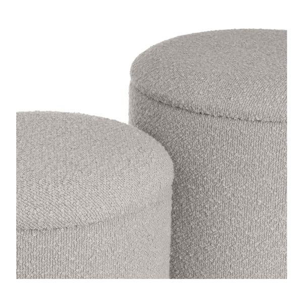 Set di poggiapiedi grigio chiaro con rivestimento in bouclé 2 pz – Casa Selección-image-2
