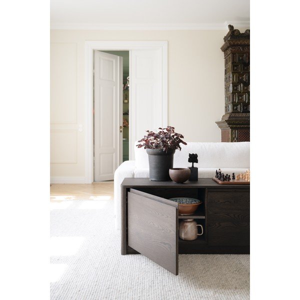 Credenza colore naturale scuro con effetto rovere 180x50x40 cm Melstone – Rowico-image-3