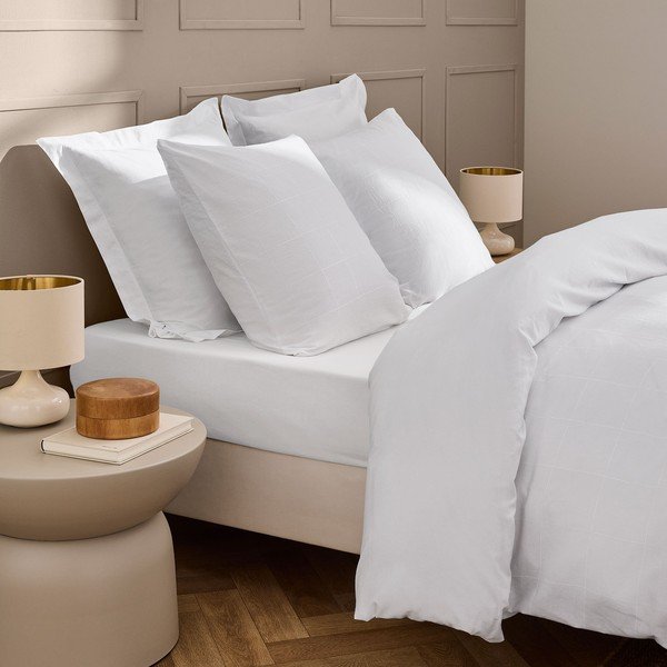 Set copripiumino e federa bianco per letto matrimoniale ed esteso 240x220 cm Linella – douceur d'intérieur-image-1