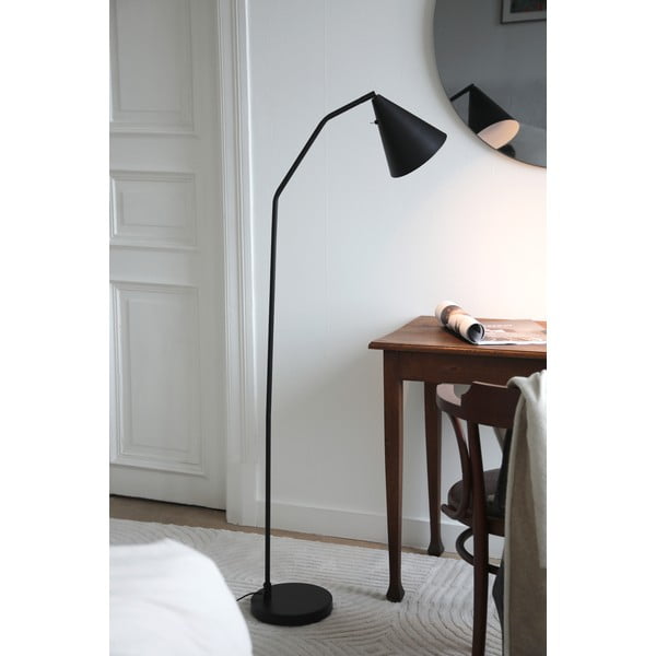 Lampada da terra LED nera con paralume in metallo e intensità regolabile (altezza totale 144 cm) Funil – Markslöjd-image-1
