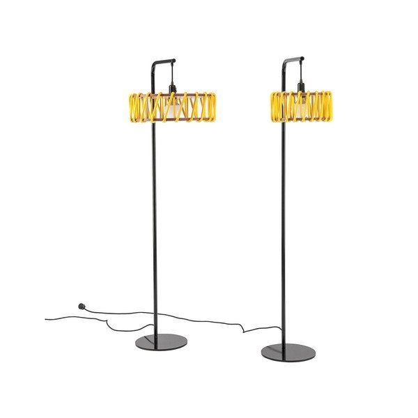 Lampada da terra con struttura nera e piccolo paralume giallo Macaron - EMKO-image-3