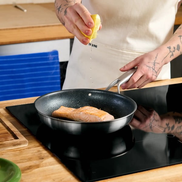 Padella in acciaio inox con superficie antiaderente ø 26 cm Lucca 3.0 – FABINI-image-1
