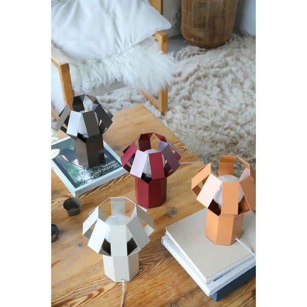 Lampada da tavolo rossa in metallo con paralume in metallo (altezza totale 27 cm) Octa – Markslöjd-image-4