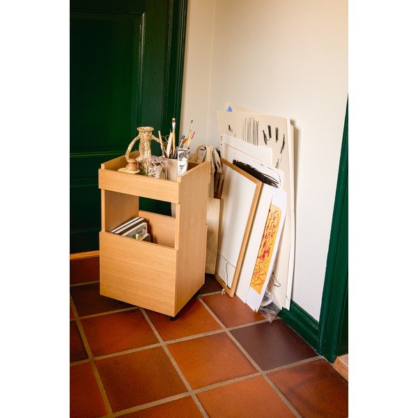 Tavolino da servizio con effetto rovere su ruote 35x40 cm Forma – Hübsch-image-2