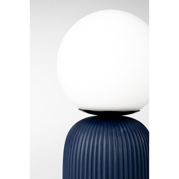 Lampada da tavolo blu in ceramica con paralume in vetro (altezza totale 38 cm) Dash – Zuiver-image-4