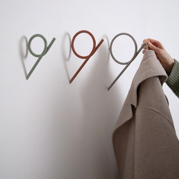 Gancio da parete color terracotta in acciaio Tuba M – Spinder Design-image-1