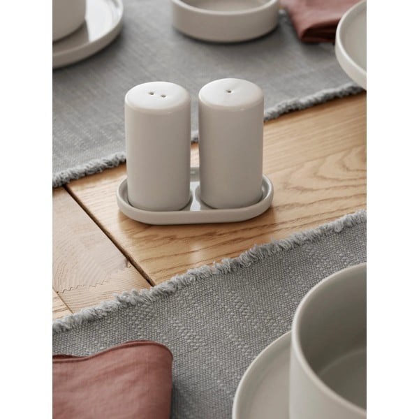 Saliera e pepiera Pilar – Blomus-image-1