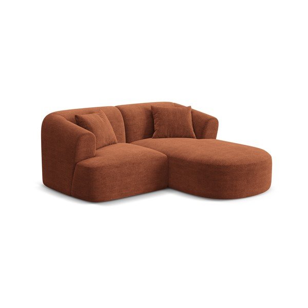 Divano angolare color terracotta (con penisola a destra/con chaise lounge) con rivestimento in velluto a coste Campi – Cosmopolitan Design-image-1