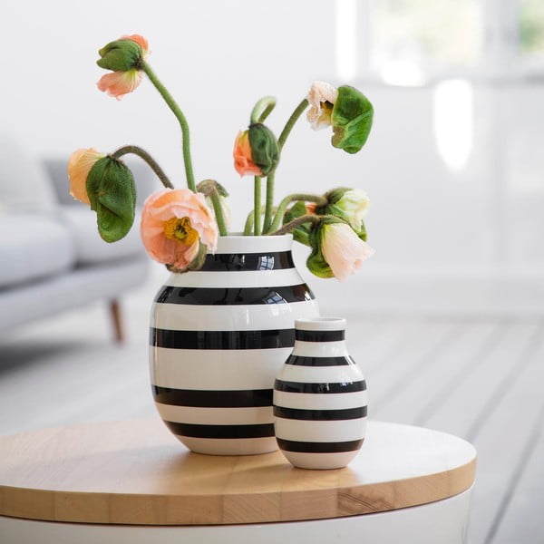 Vaso in ceramica bianco/nero Omaggio - Kähler Design-image-1