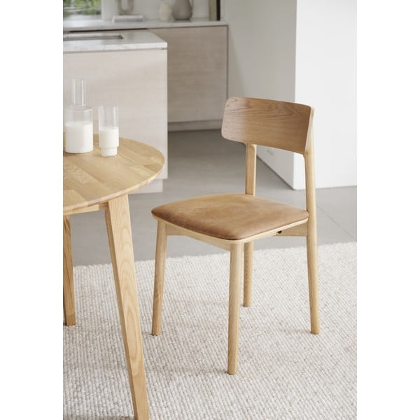 Sedie da pranzo in similpelle in colore marrone cognac-naturale in set di 2 pezzi Wolcott - Rowico-image-1