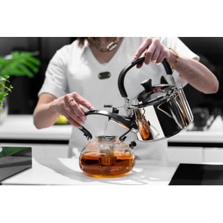 Bollitore in acciaio inox lucido con stantuffo , 1,5 l Diamante - Vialli Design