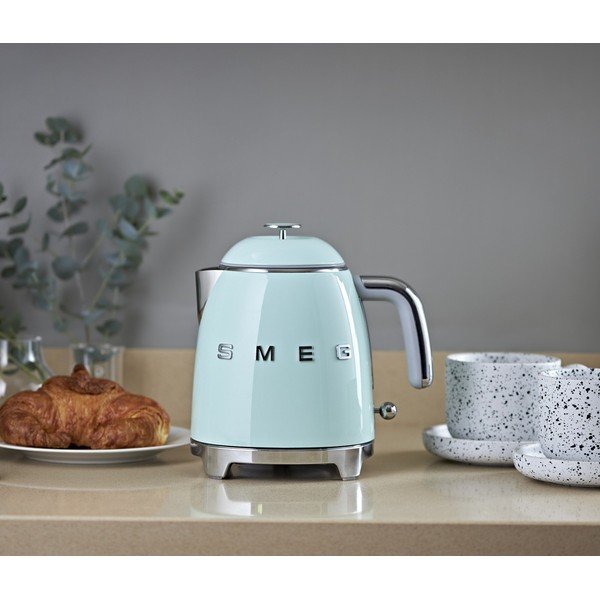 Teiera in acciaio inox verde chiaro 800 ml Retro Style - SMEG-image-3