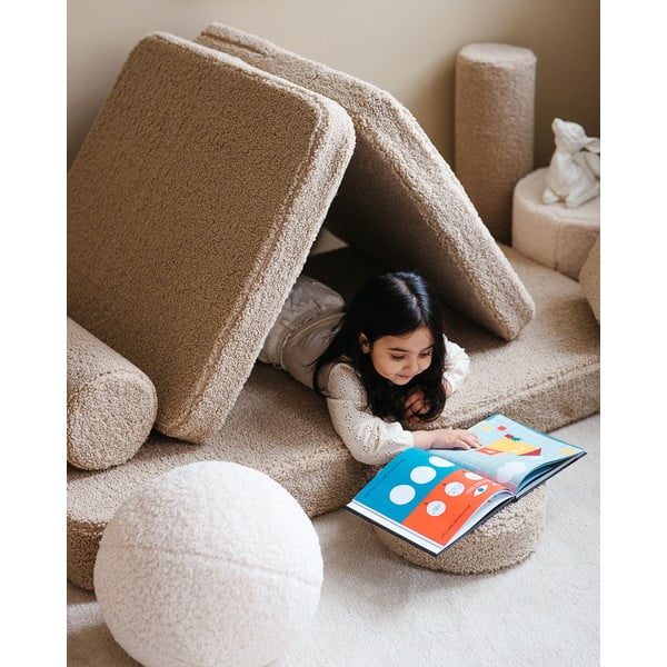 Divano per bambini marrone chiaro con rivestimento in bouclé 132 cm Settee – Wigiwama-image-1