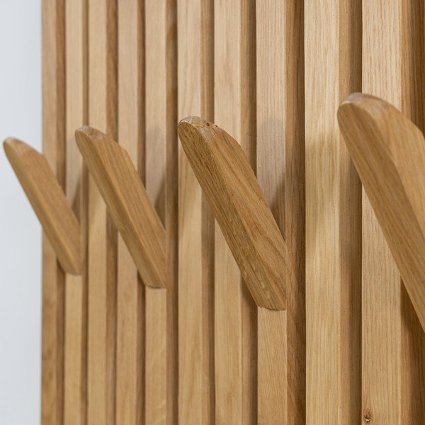 Pannello appendiabiti di colore naturale in rovere massiccio 46x100x8 cm Parco – Spinder Design-image-2