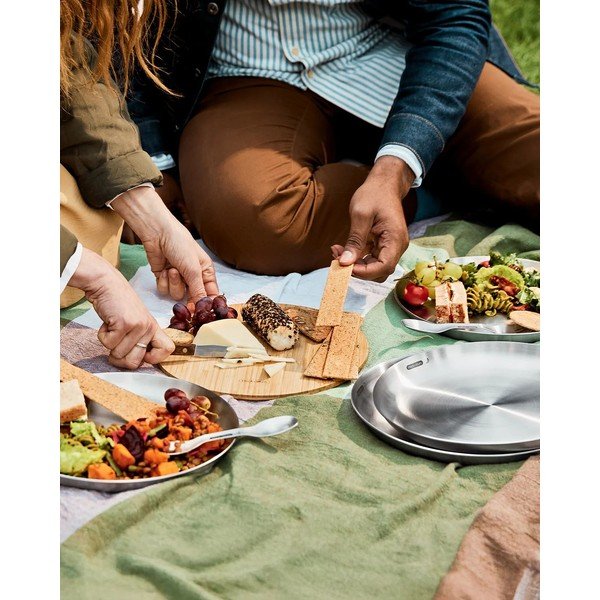 Set di piatti argentati in acciaio inox 4 pz ø 25,5 cm – Black + Blum-image-3