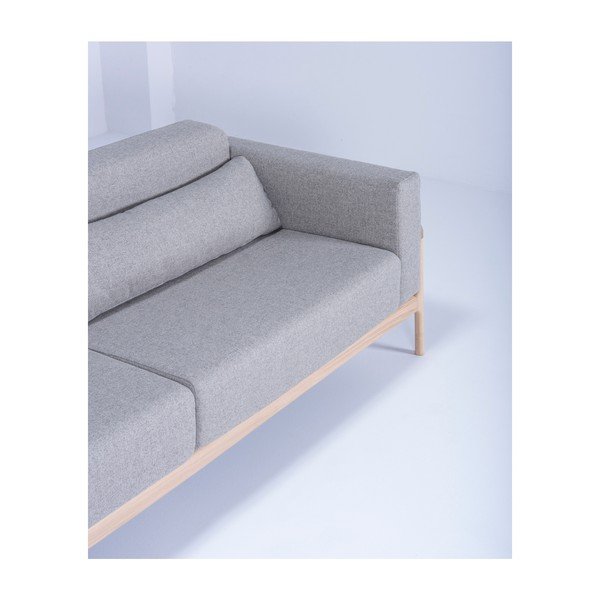 Divano grigio con struttura in rovere massiccio, 240 cm Fawn - Gazzda-image-2