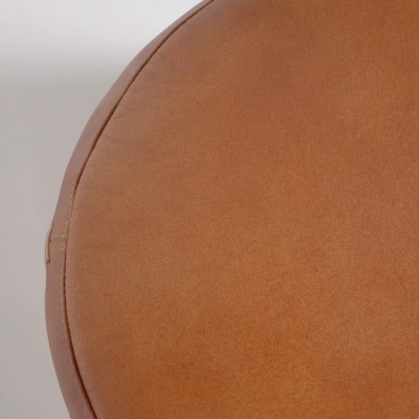 Pouf in pelle marrone cognac Cesia - Kave Home-image-3