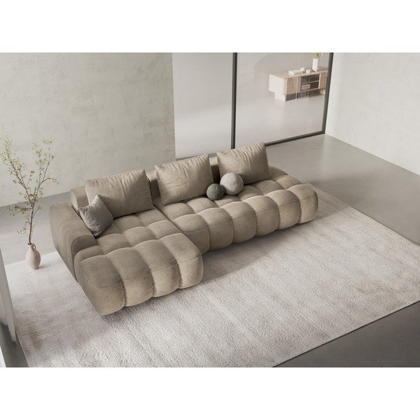 Divano angolare beige allungabile/con contenitore (con penisola a sinistra/con chaise lounge) con rivestimento in velluto Linz – Cosmopolitan Design-image-1