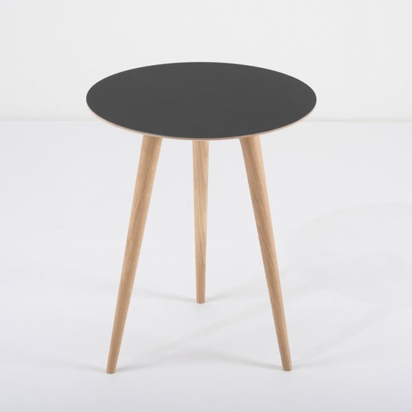 Tavolino in legno di quercia con piano nero , ⌀ 45 cm Arp - Gazzda