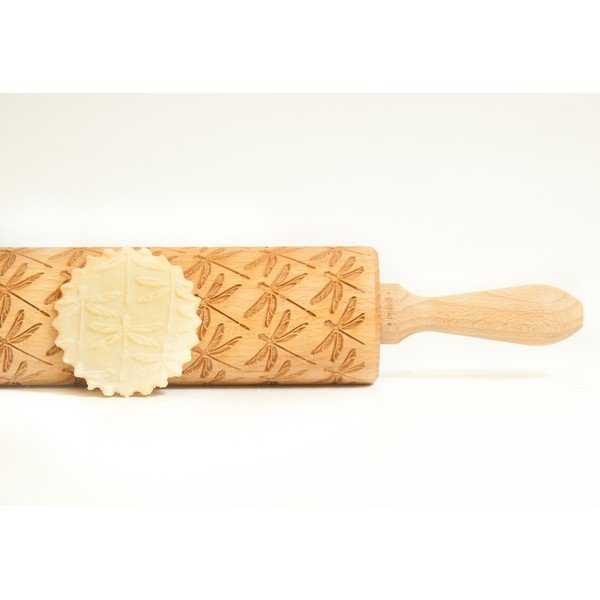 Mattarello con rilievo in legno Dragonfly – Valek-image-1