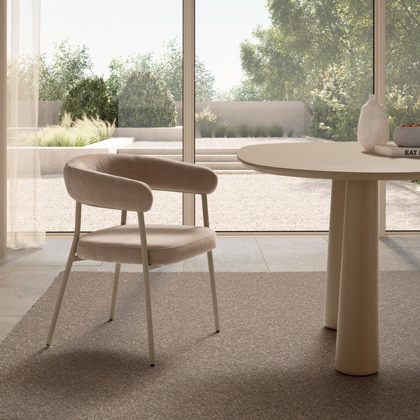 Set di sedie da pranzo beige in imbottito con braccioli 2 pz Yuri – MOME-image-1