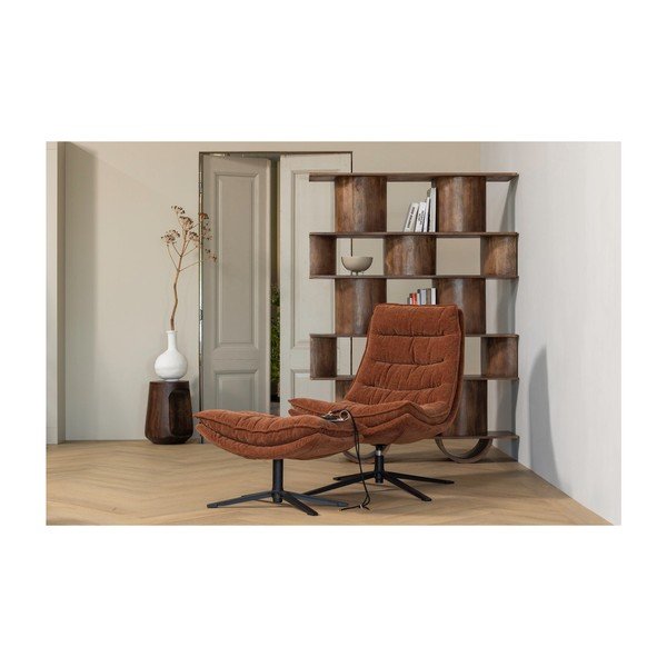 Poltrona con poggiapiedi marrone girevole con rivestimento in ciniglia Kube – WOOOD-image-1