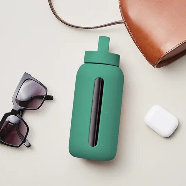 Bottiglia bottiglia da viaggio verde 720 ml Frosted Green – Muuki-image-1