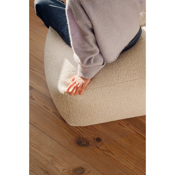 Poggiapiedi beige con rivestimento in bouclé Keno – noo.ma-image-4