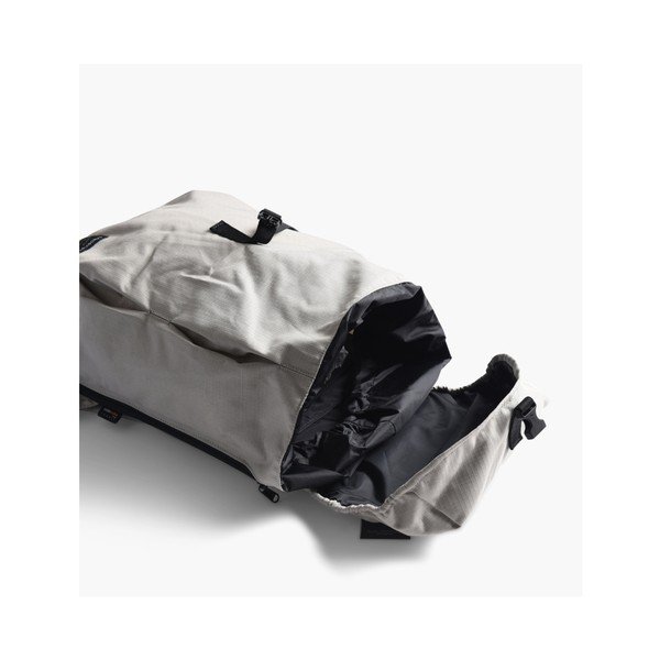 Zaino in ripstop grigio chiaro Ivan - Sandqvist-image-1