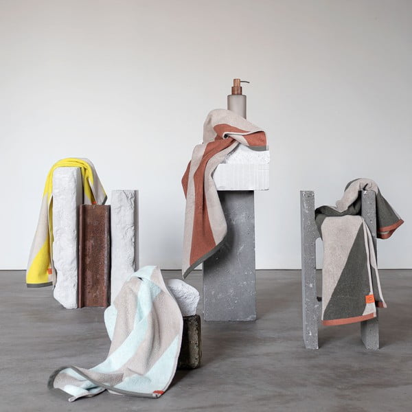 Asciugamano in spugna color kaki in cotone organico 70x133 cm Diagonal - Mette Ditmer Denmark-image-4