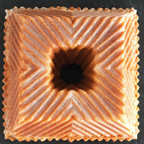 Forma na bábovku Nordic Ware Bavaria Cube-image-1