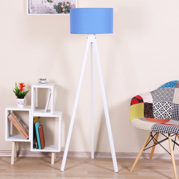 Bílá volně stojící lampa se světle modrým stínítkem Kate Louise Beyaz