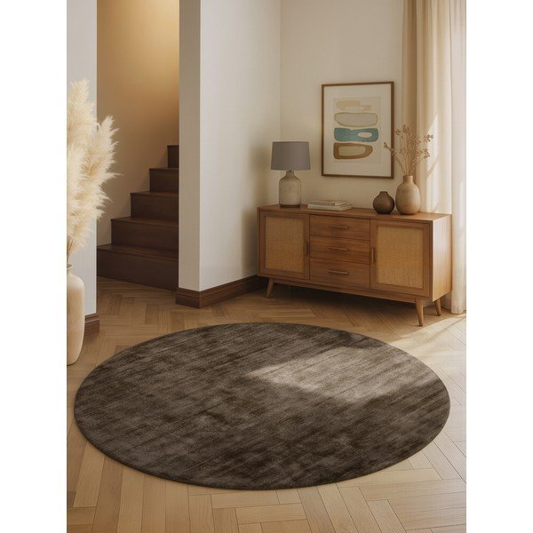 Tappeto rotondo marrone in viscosa tessuto a mano ø 120 cm Noemi – Vikosa-image-1