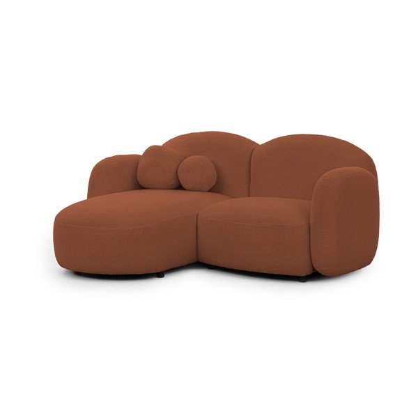 Divano angolare color terracotta (con penisola a sinistra/con chaise lounge) con rivestimento in bouclé Orbit – Ropez