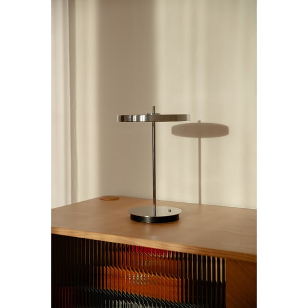 Lampada da tavolo dimmerabile a LED in argento con paralume in metallo (altezza 31 cm) Asteria Move - UMAGE-image-1