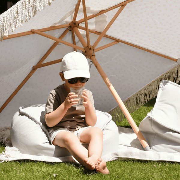 Pouf a sacco per bambini grigio chiaro Outzy – Meowbaby-image-1